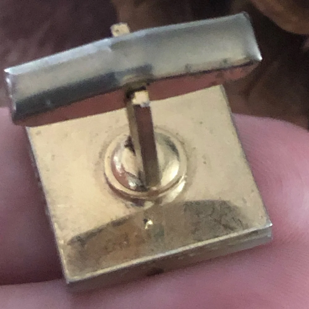 Vintage men’s square mother of pearl cuff links